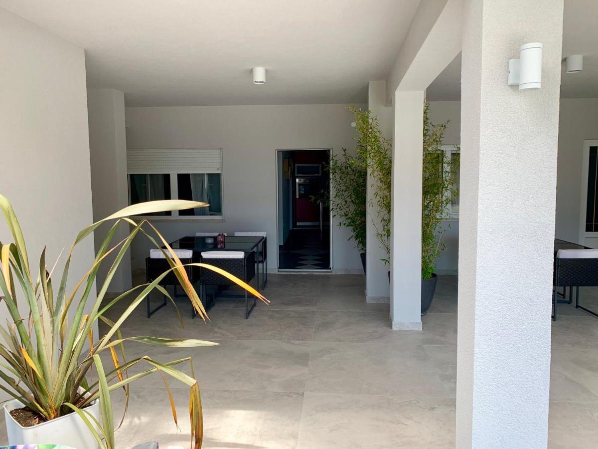 Deluxe Suites Mandic Omiš Dış mekan fotoğraf