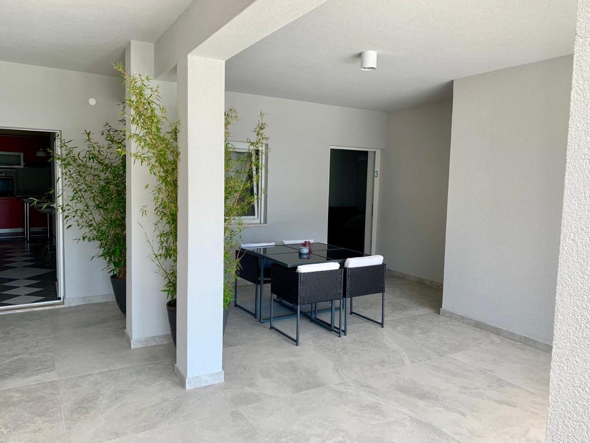 Deluxe Suites Mandic Omiš Dış mekan fotoğraf